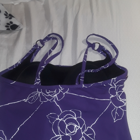 Your best look swim suit 14 - Picture 3 of 6